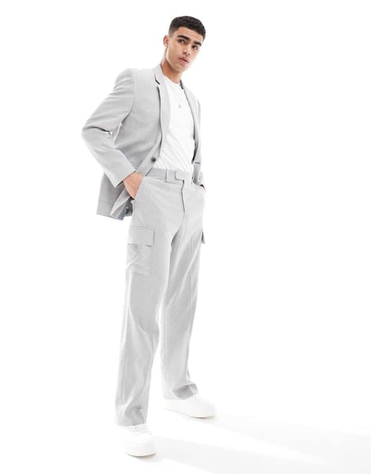 ASOS DESIGN breda cargo byxor med mikrotextur i grått - Image 3