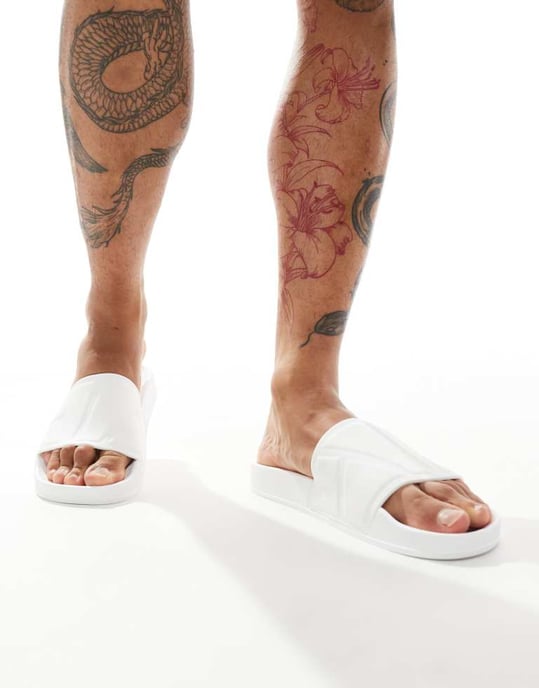 ASOS DESIGN flip-flop-sandaler i vitt - Image 4
