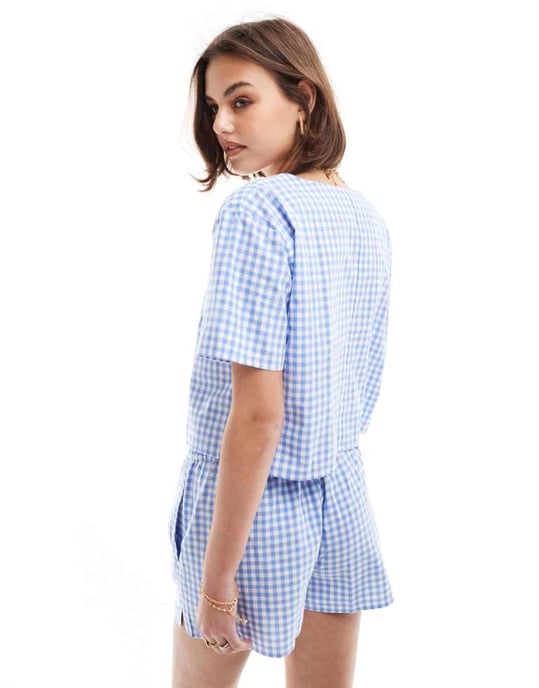 ASOS DESIGN topp med knytning framtill i blå rutigt - Image 3
