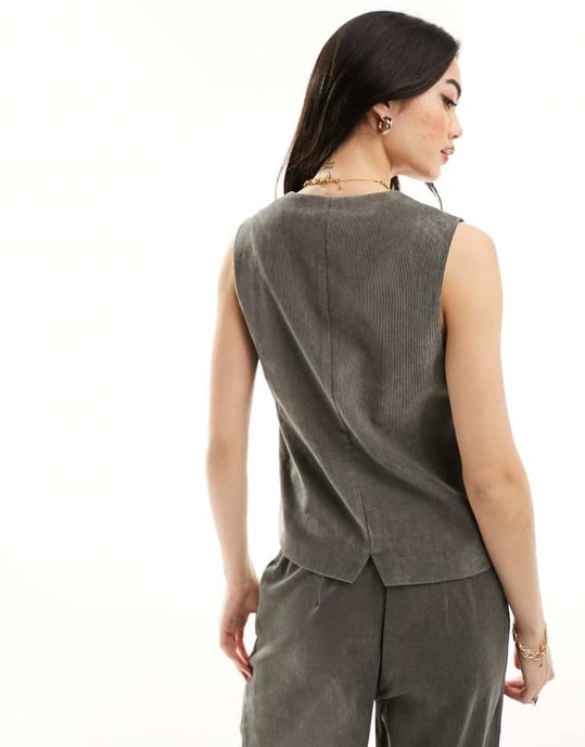 ASOS DESIGN kordväst i khaki co-ord - Image 4