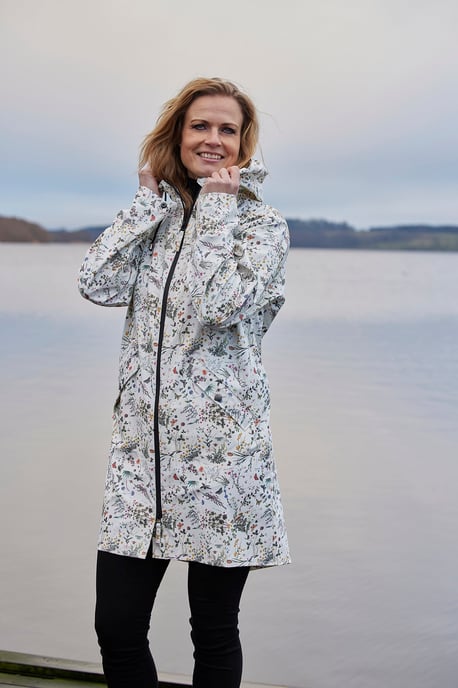 Liesa Wit Jas - Image 1