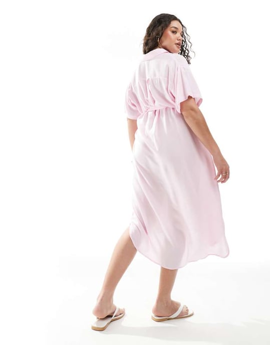 Vero Moda Curve shirt midi dress with tie belt in pink - Image 4