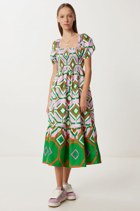 Batiktryck Midi Klänning med Volangdetalj - Image 1