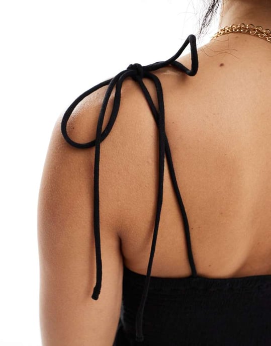 Miss Selfridge texturerad lager på lager mini spaghettiklänning i svart - Image 4