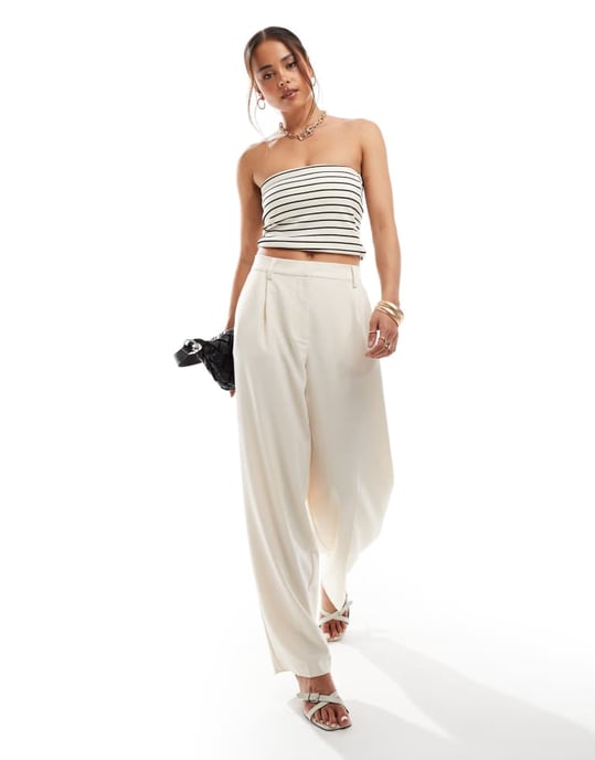 Nobody's Child Bandeau topp i randig design - Image 2