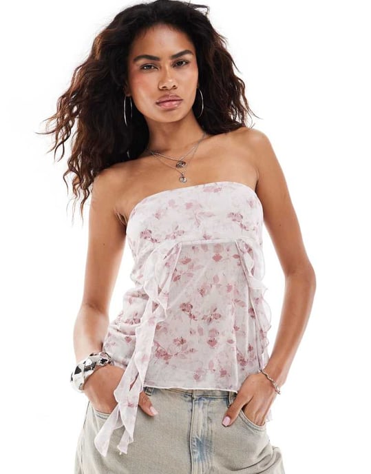 Återvunnen vintage mesh bandeau i småblommigt tryck med volang - Image 2