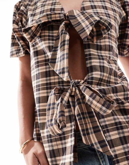 ASOS DESIGN topp med knytband och puffärmar i rutig design - Image 3