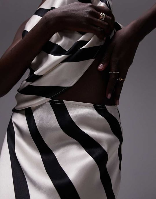 Topshop koord satin sned maxi kjol i monokrom diagonalsrand - Image 3