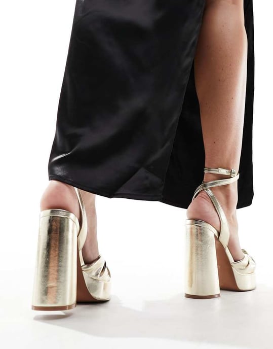 ASOS DESIGN Nikita knotted platform block heeled sandals in gold - Image 2
