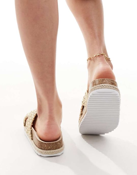 ASOS DESIGN Wide Fit Jessica cross strap espadrille mule sandal in gold weave - Image 4
