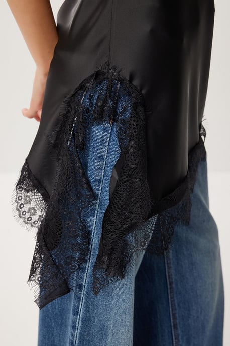 Ärm-lös halterneck satinblus - Image 6