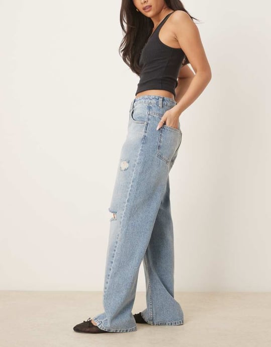 ASOS DESIGN baggy jeans med revor i mellanblå - Image 3