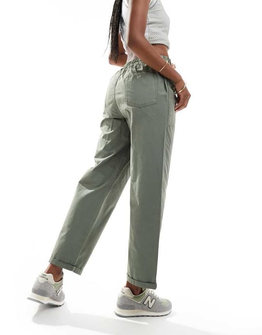 ASOS DESIGN arbetsbyxor i tvättad khaki - Image 3