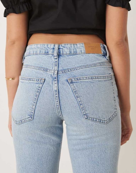 Gina Tricot mid rise bootcut flare stretch jeans in light wash blue - Image 4
