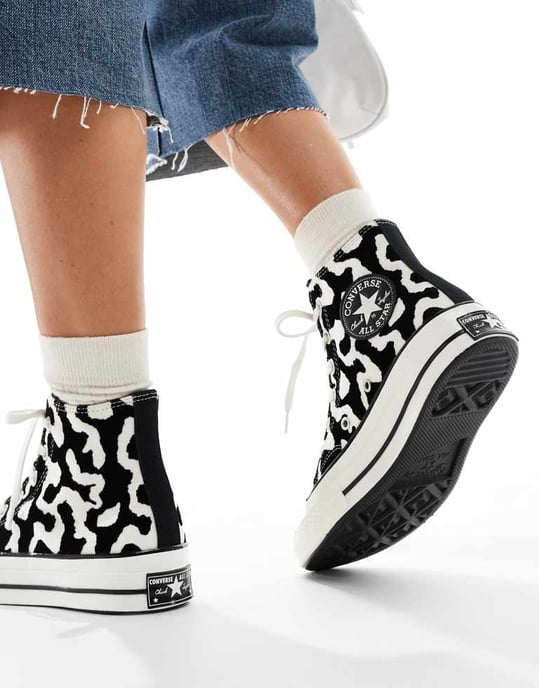 Converse Chuck 70 Hi trainers in black and white cow print - Image 4