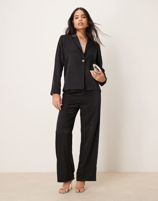 Vila oversized button front blazer co-ord in black - Image 3