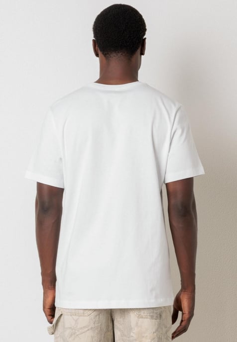 Nike Sportswear Club Mens T Shirt in White / Gold Logo - Image 2