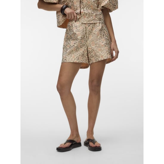 Vero Moda vmbarbara hw jaquard shorts exp 10340949 birch leopard - Image 5