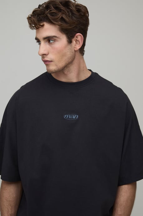 Oversized Panelled Man Embroidered T-Shirt and Short Set - Image 3