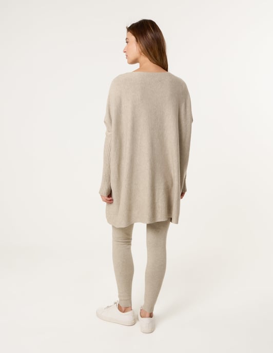 Scattered Studded Embellished Knitwear Set - Image 4