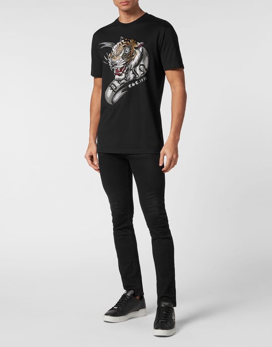 T-shirt Rund Hals Tatuering - Image 3
