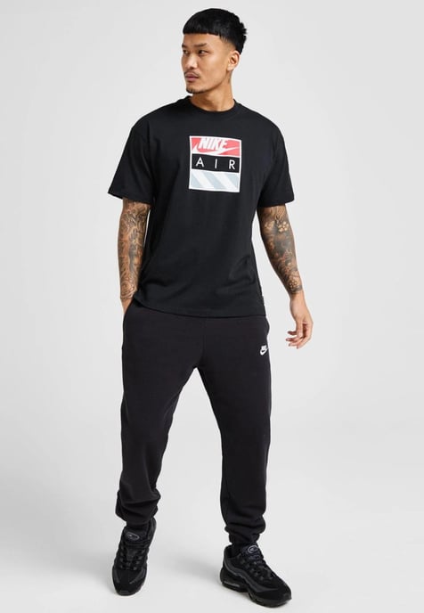 NIKE Mens NSW SW Air Graphic Tee in Black - Image 4