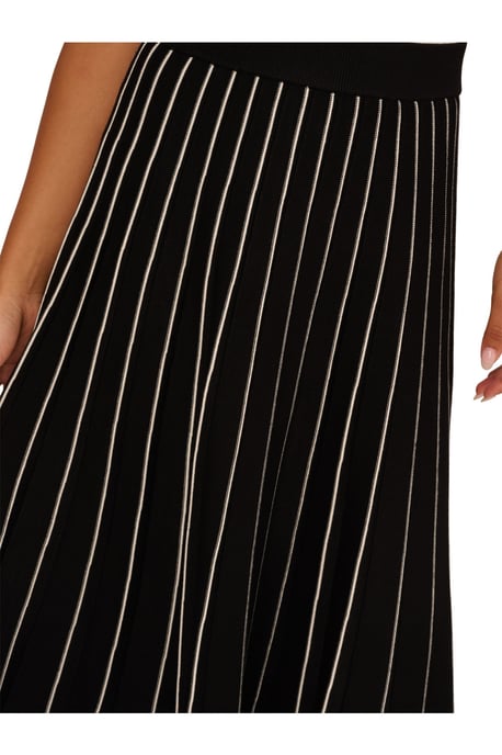 Pleated Pinstripe Skirt - Image 4