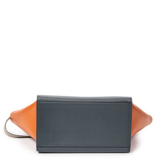 Small Tricolor Trapeze Shoulder Bag - Image 6