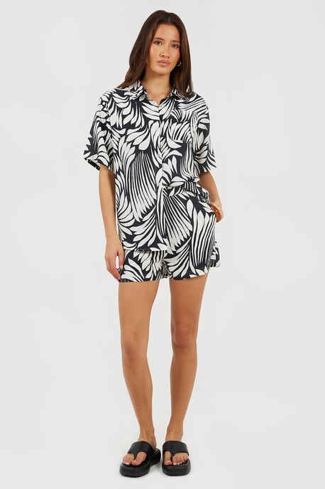 Black Printed Short Sleeve Shirt And Short Set - Image 3