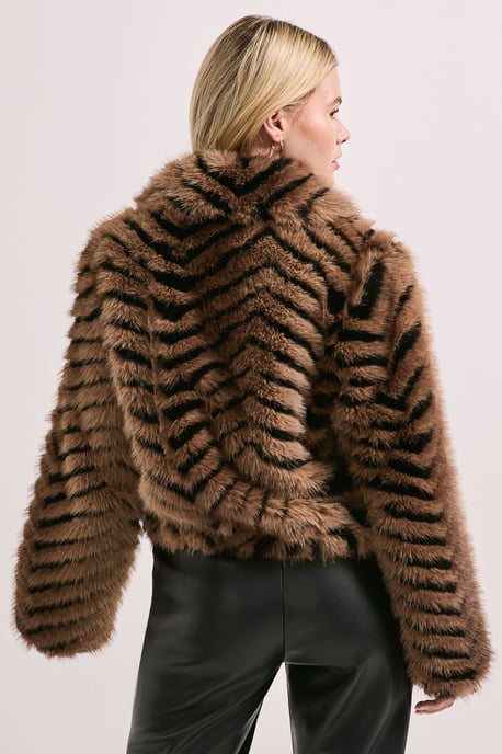 Faux Fur Jacket - Image 3