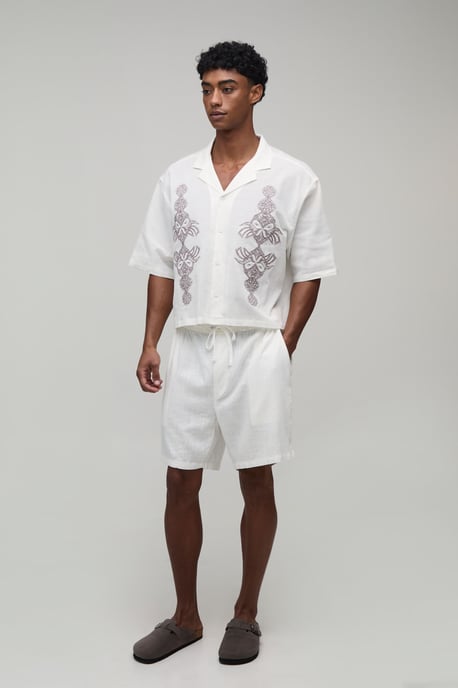 Boxy Crop Textured Revere Embroidered Shirt - Image 4