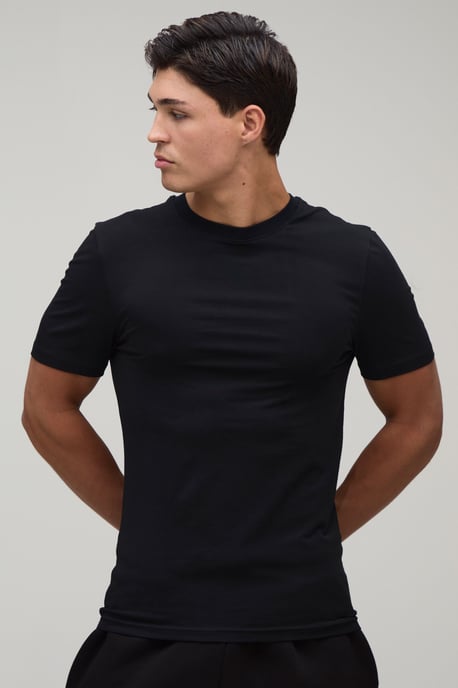 Muscle FIt Basic T-shirt - Image 1