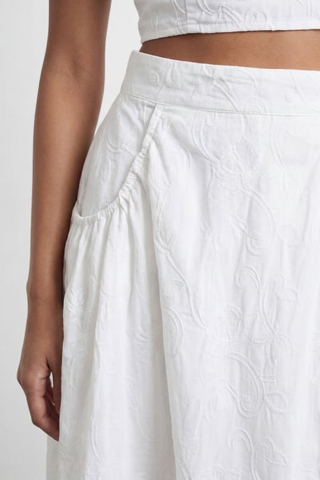 High Waist Embroidered Cotton Skirt with Pockets - Image 3