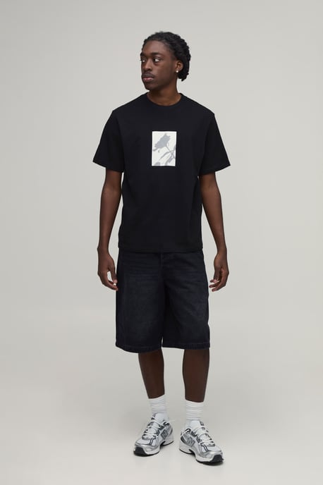 Regular Floral Chest Print T-Shirt - Image 4