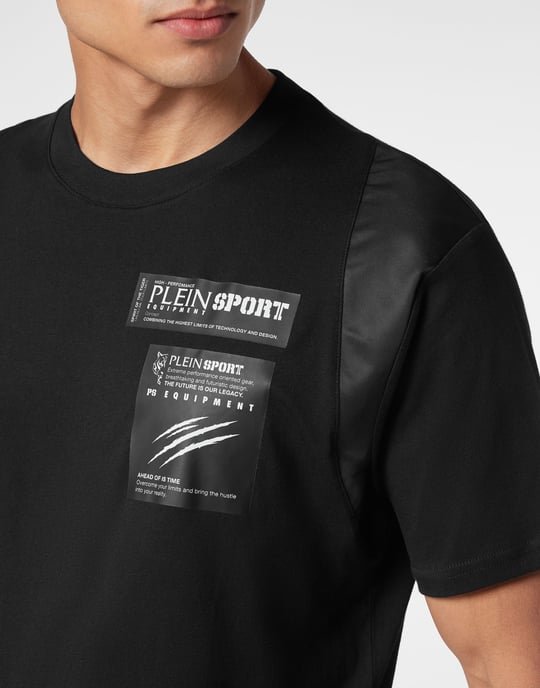 T-Shirt Round Neck Global Express Edition - Image 5