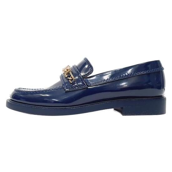 Chanel Shiny Logo Loafers in Blue Calfskin Patent Leather - Image 3