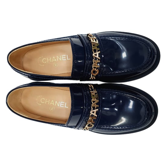 Chanel Shiny Logo Loafers in Blue Calfskin Patent Leather - Image 4