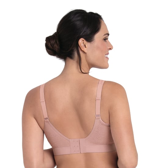 Anita Bustier - Image 4
