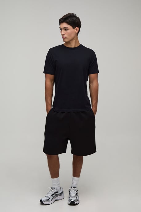 Slim Basic T-shirt - Image 4