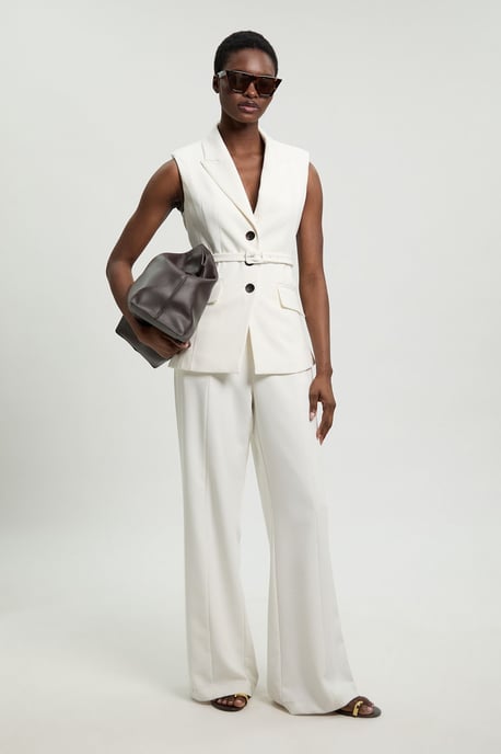 Tailored Structured Crepe Belted Sleeveless Blazer - Image 3