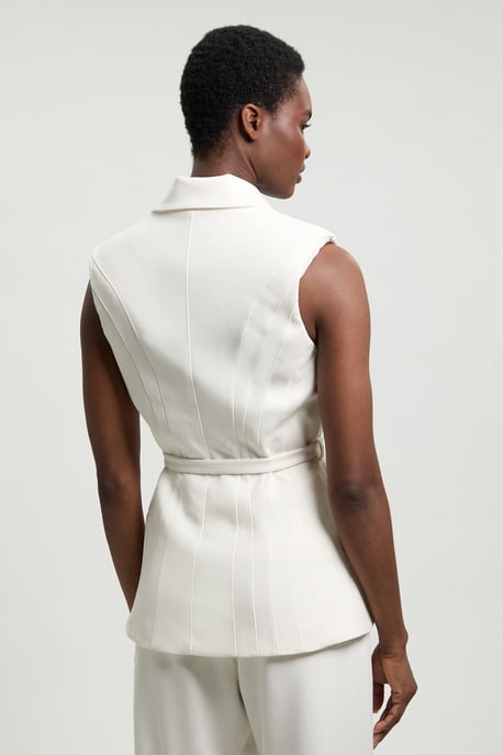 Tailored Structured Crepe Belted Sleeveless Blazer - Image 4