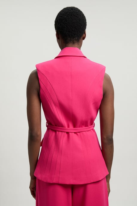 Tailored Structured Crepe Belted Sleeveless Blazer - Image 3