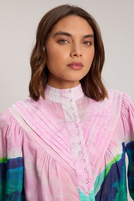 Silk Cotton Scenic Print Balloon Sleeve Woven Pintuck Blouse - Image 4
