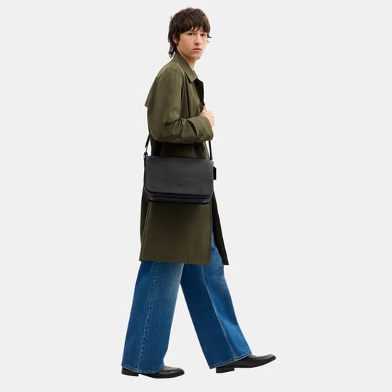 Colby Messenger Bag 32 - Image 5
