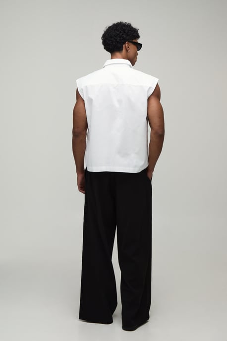 Oversized Boxy Extreme crop Sleeveless Oxford Shirt - Image 2