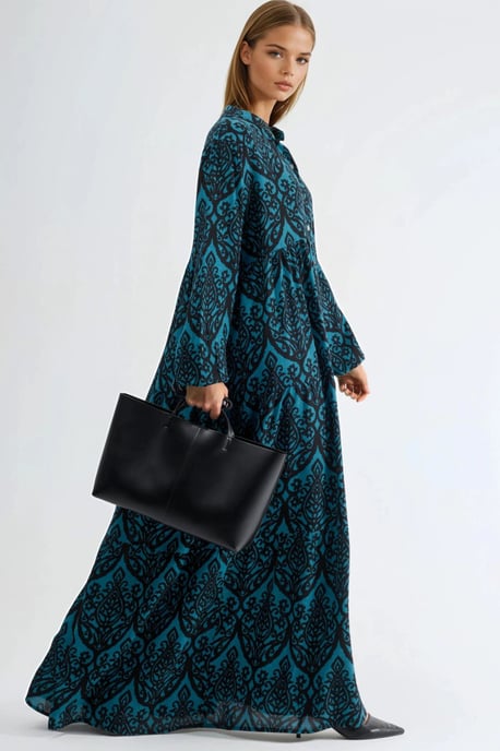 Comfort Fit Patterned Maxi Dress with V-Neck - Image 5