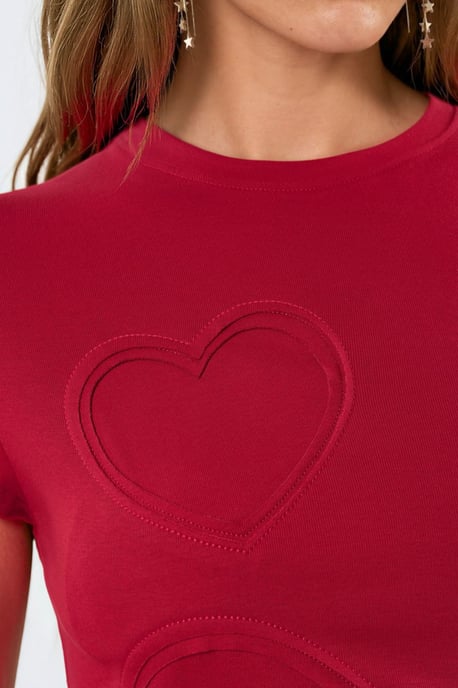 Broderad hjärttryck T-shirt med rundad hals - Image 5