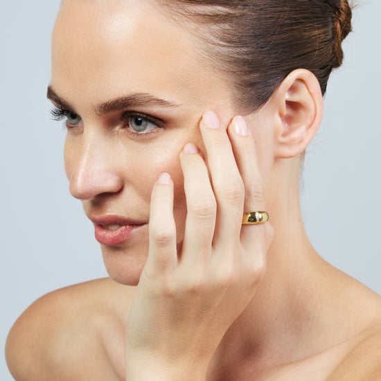 Luxenter Brilliant Metal and Zirconia Alloy Ring finished in 18k yellow gold - Dushli - Image 2