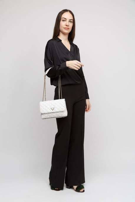 Guess axelväska off white - Image 5