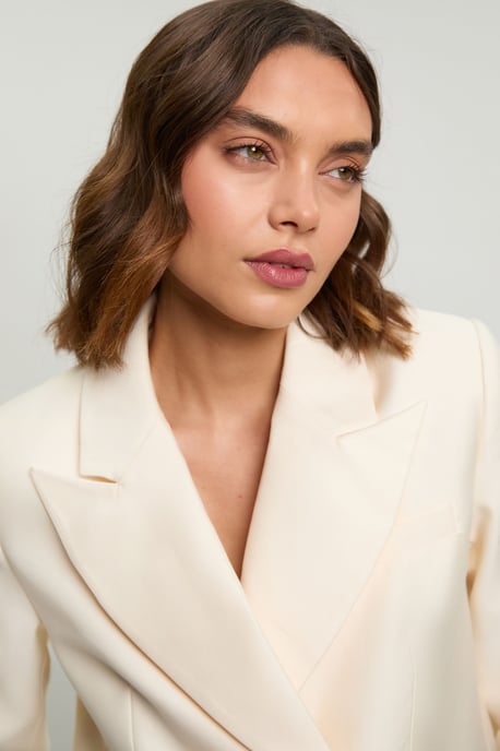 Tailored Satin Tux Cropped Blazer - Image 3